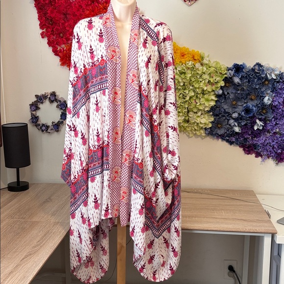#67 Anthropologie Cream Kimono with Pink and Blue Floral Print - Picture 8 of 14